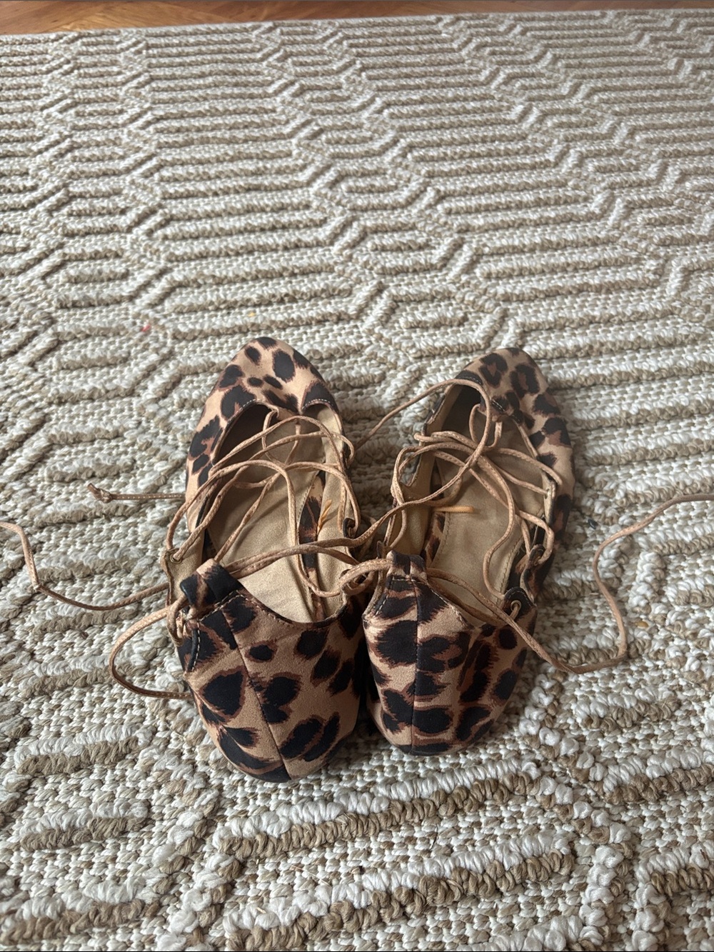 Women's Leopard Print Lace-Up Flats - Brown/Black - Picture 2 of 3
